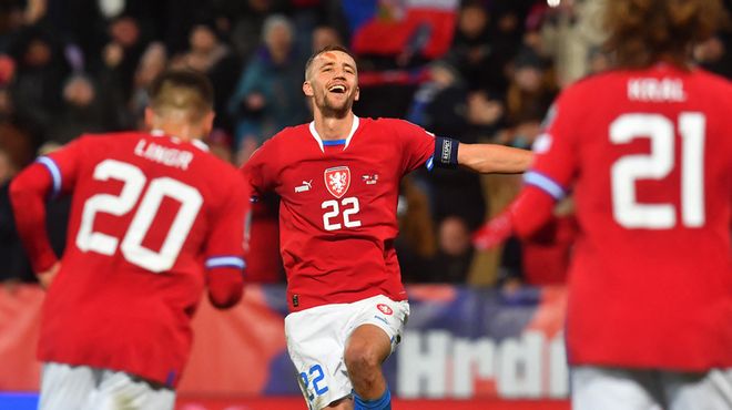 将胜利揽入 将胜利揽入