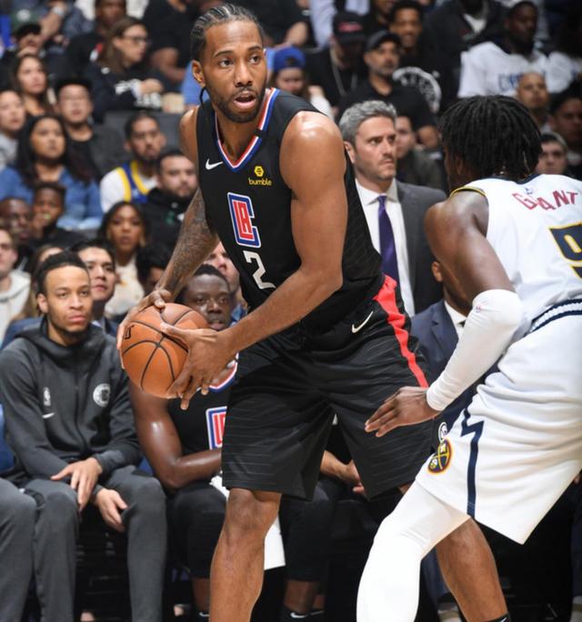 不慌不乱地 不慌不乱地